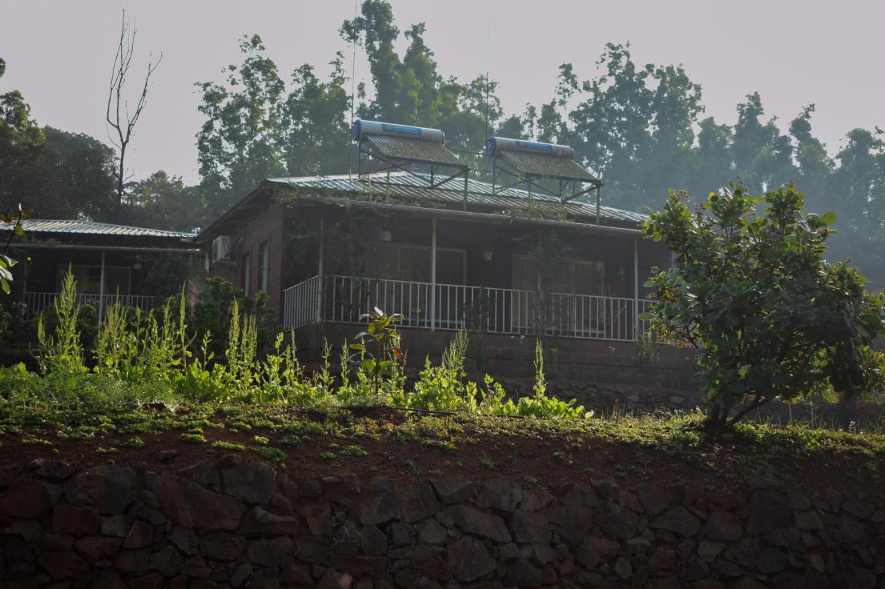 Jungle Valley Agriculture Resort Mahābaleshwar Exterior foto